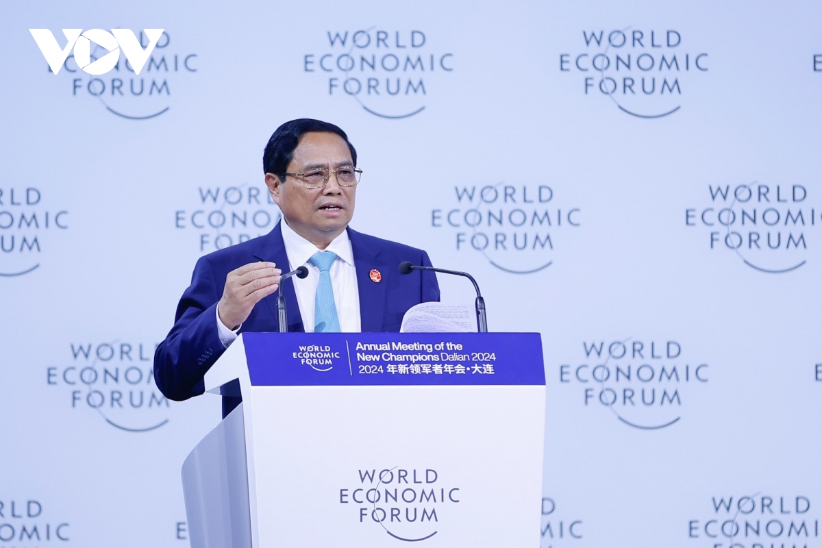 Thủ tướng chia sẻ "câu chuyện của Việt Nam" tại Hội nghị WEF Đại Liên 2024